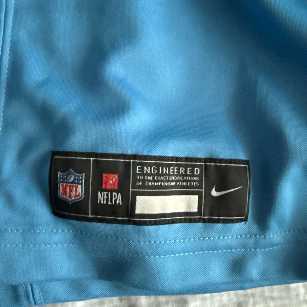 Nike Blue and Red Men's Jersey - Picture 3 of 7